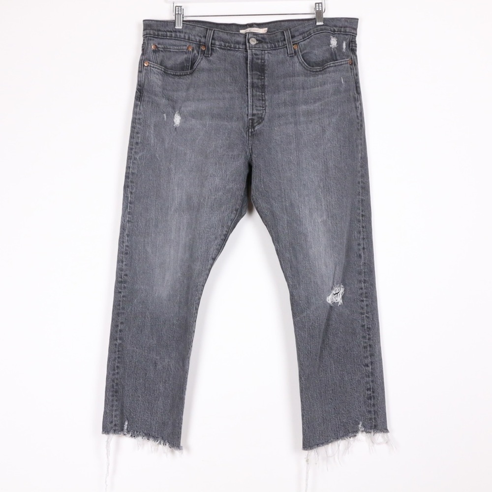 Levi’s Wedgie Straight Jeans
